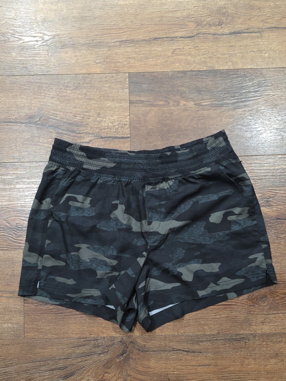 Old Navy Black & Olive Camo Athletic Shorts